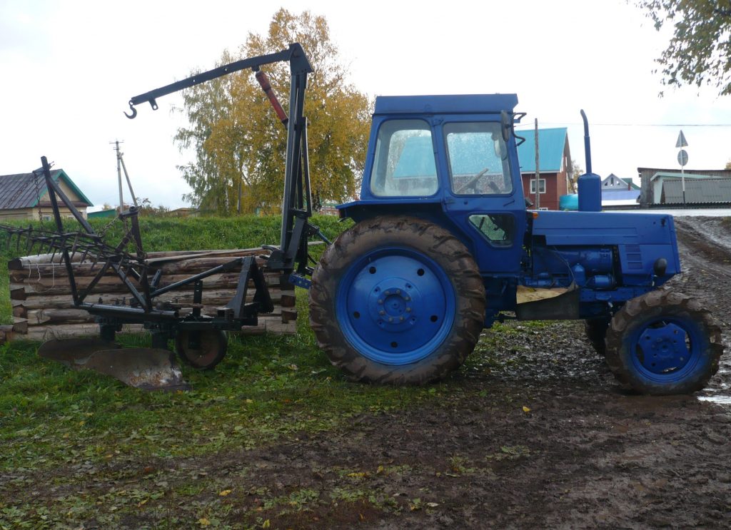 Права на трактор в Межгорье